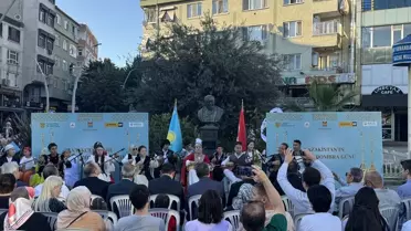 Kazakistan’ın Dombra Günü Zeytinburnu’nda Kutlandı